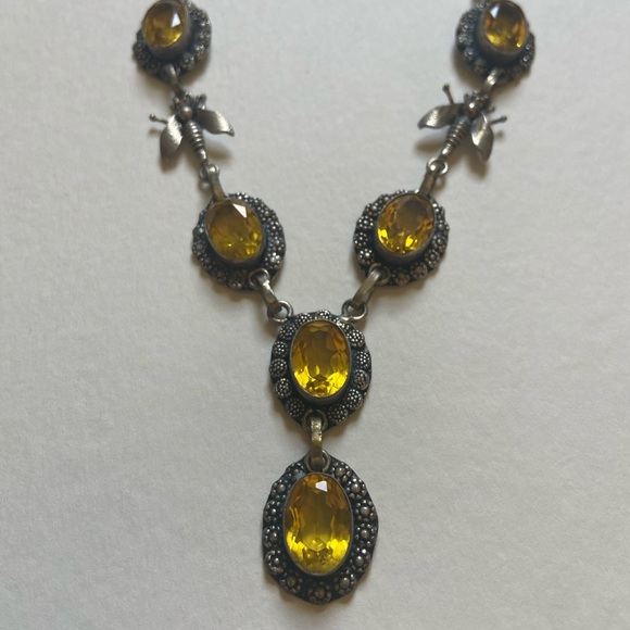 Vintage Jewelry - Sterling silver and citrine stones necklace